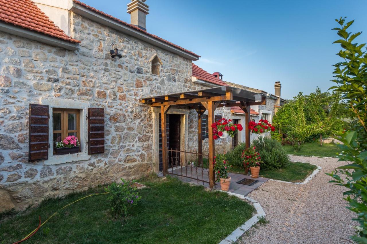 Kuca Za Odmor Joko I Jeka Villa Bogatic Luaran gambar
